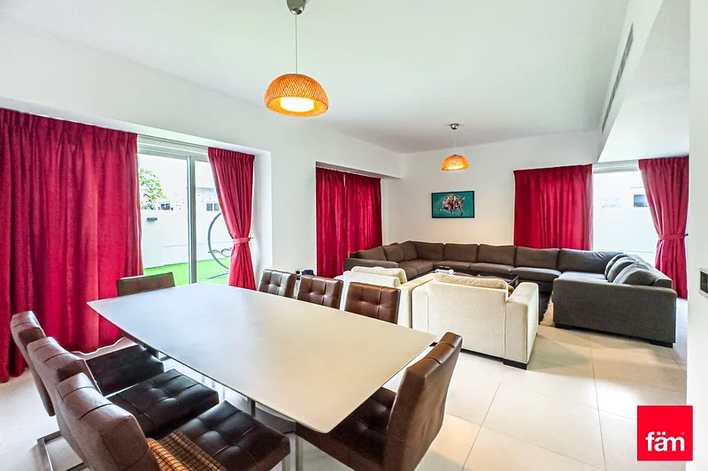 3 Bedroom l Prime Location l Near the Pool62937619223171113