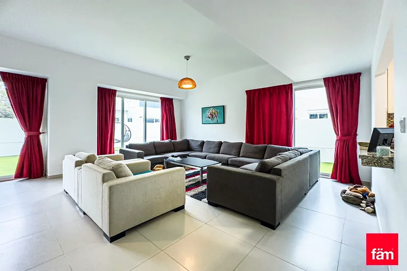 3 Bedroom l Prime Location l Near the Pool62937619223171111