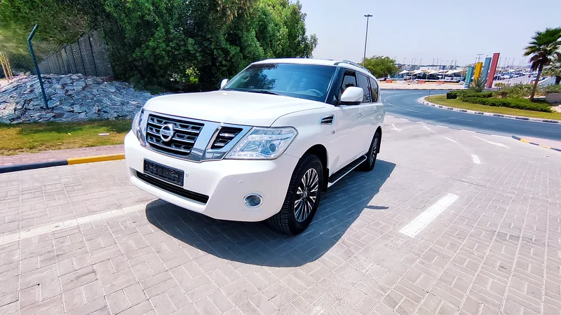 NISSAN PATROL 2014 GCC SPACE MODIFY LE PLATINUM SINGLE OWNER FULL OPTION PLATINUM VERY CLEAN CAR62930626361347112