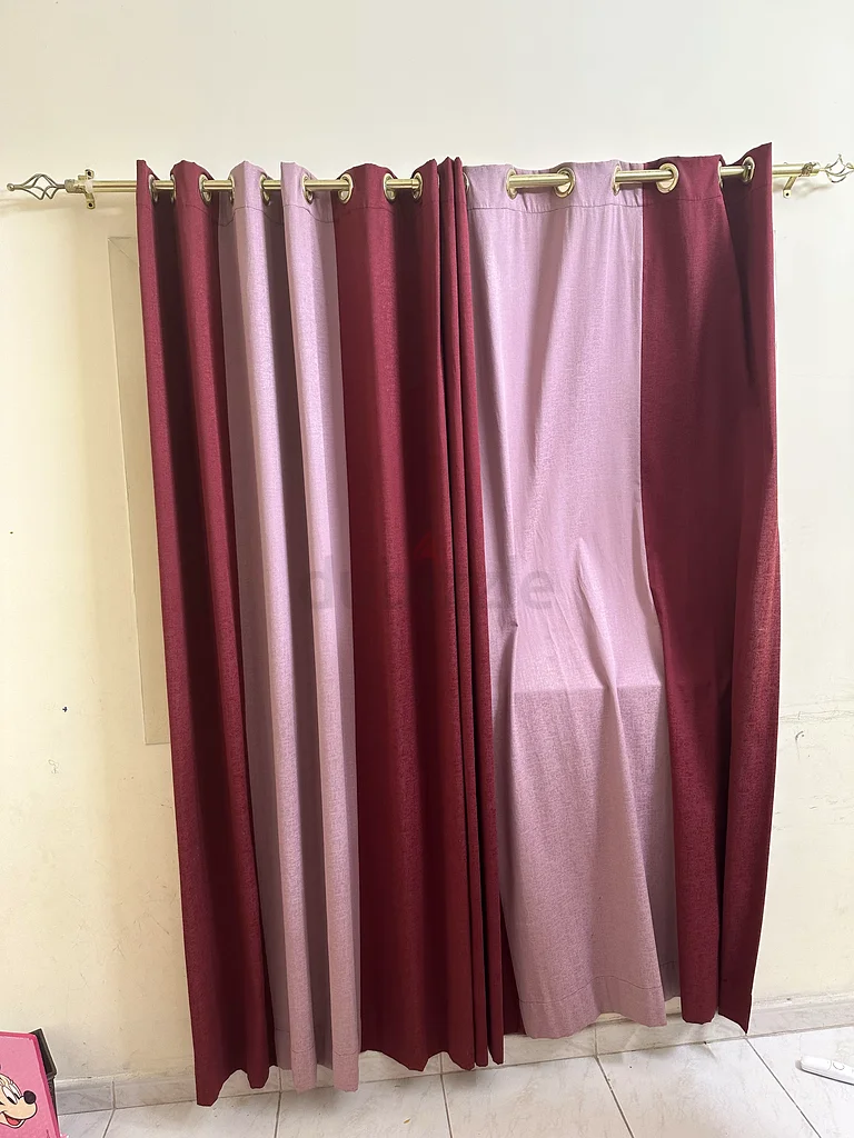 Curtains for sale is available63221344686339111
