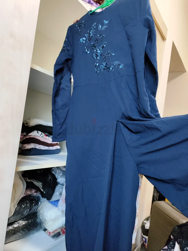 مجموعه مميزه من فساتين السهره التركي قماش ىافي فقط 250 درهم لم تستعمل ابدا63171318990339113