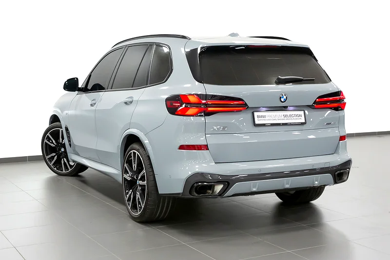بي إم دبليو X5 xDrive40i م سبورت برو (رقم المرجع# 149671)63160610886274112