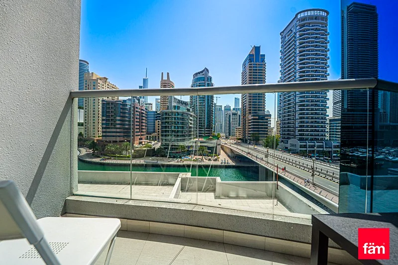 Luxury amenities | Furnished | Corner Unit64039157525891110
