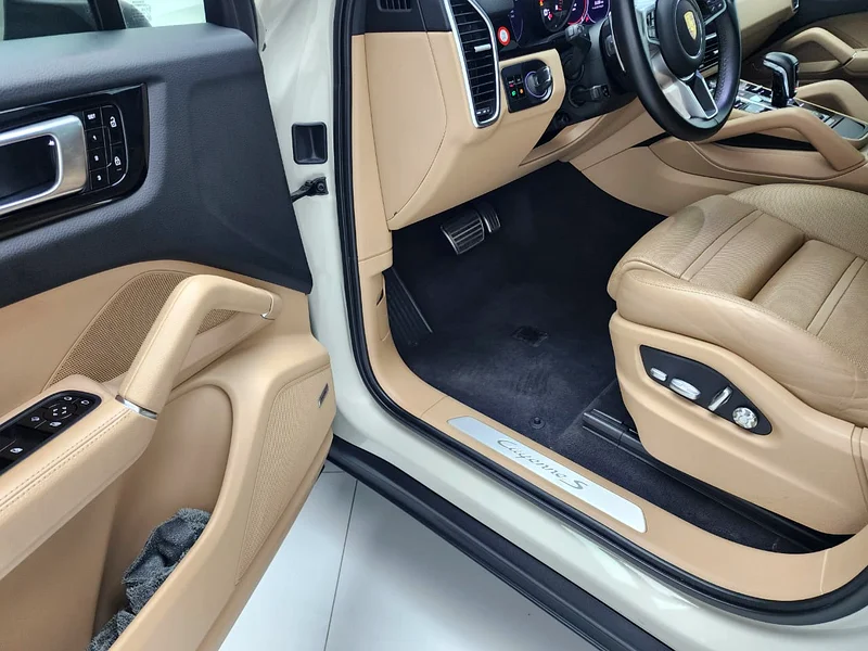 بورش كايين S 202163168968416514111