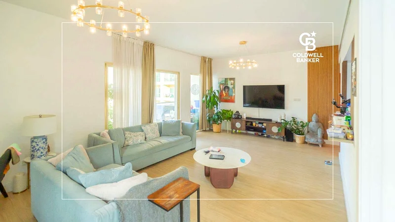 Upgraded | Large 2 Bed + Study | Vacant Soon62937619342851116