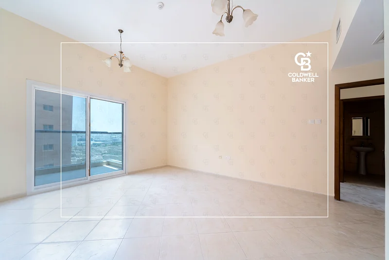 واسع | موقع متميز | عائد استثمار مرتفع63233596950273113