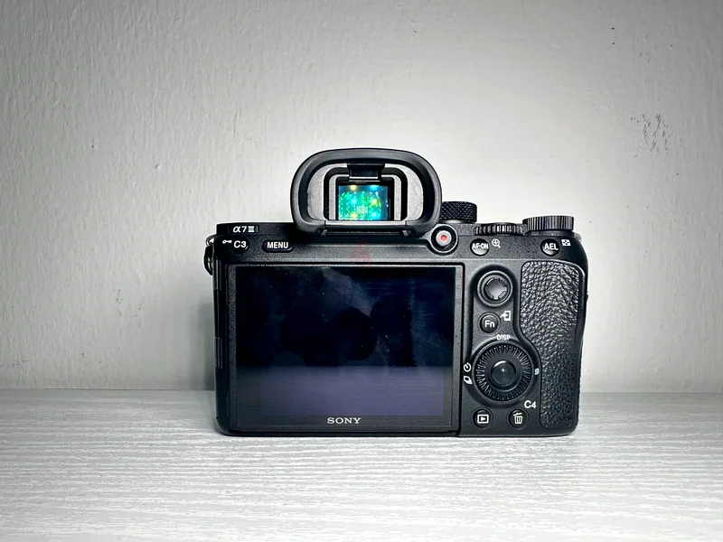 Camera63172221112194112