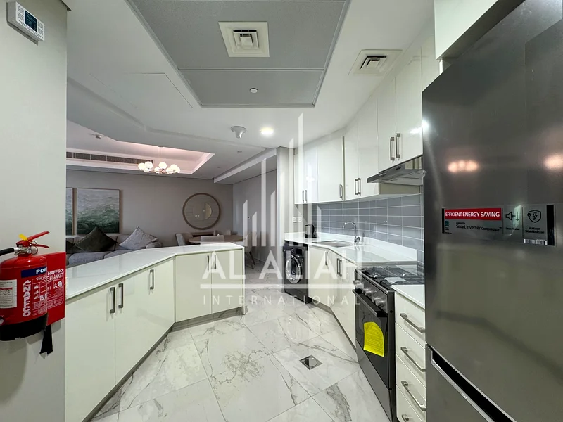 شقة فاخرة من غرفة نوم واحدة ومطبخ وحمام | مفروشة بالكامل | موقع مميز |62934686140545112
