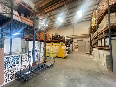 WAREHOUSE FOR SALE IN DUBAI FREE ZONE visual data 2