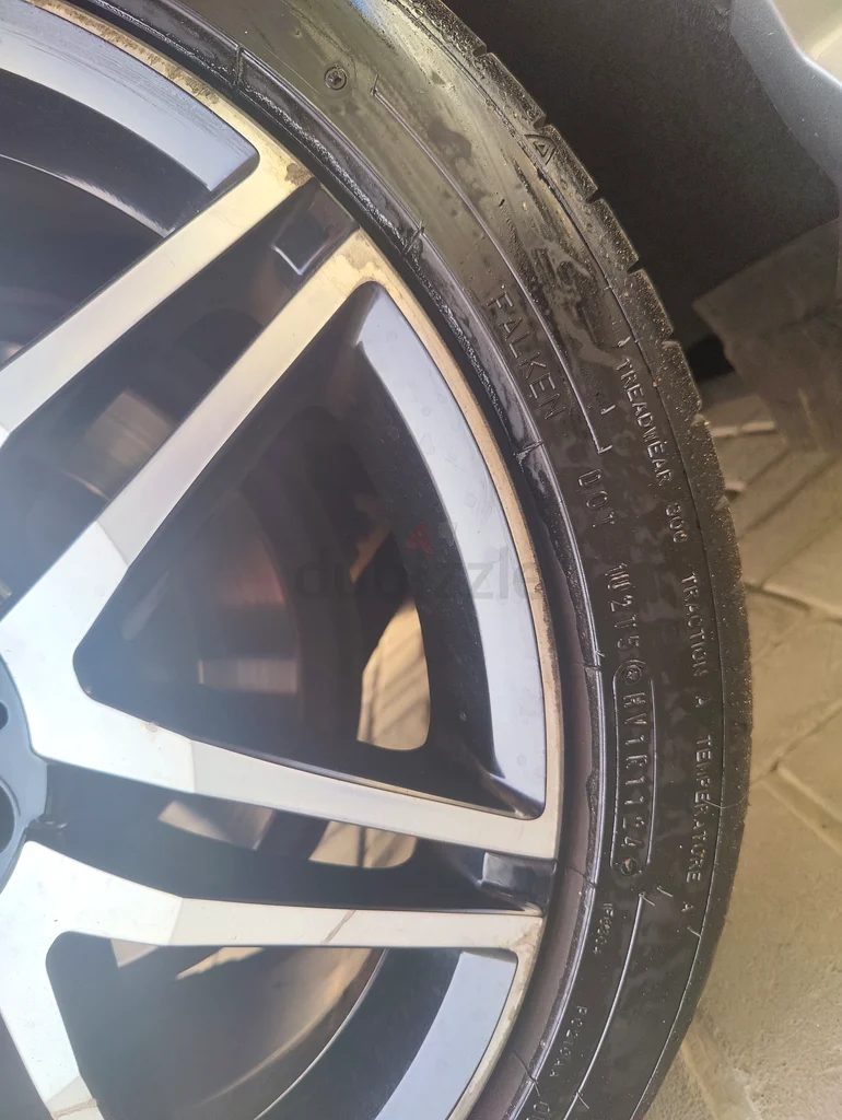 C200 AMG+ مُحافظ عليه جيدًا مع سجل الصيانة للبيع العاجل بسبب الانتقال.63145339434753113