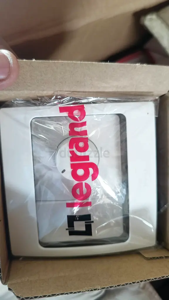 Brand New Electronic Switch - Perfect for Home and Office!