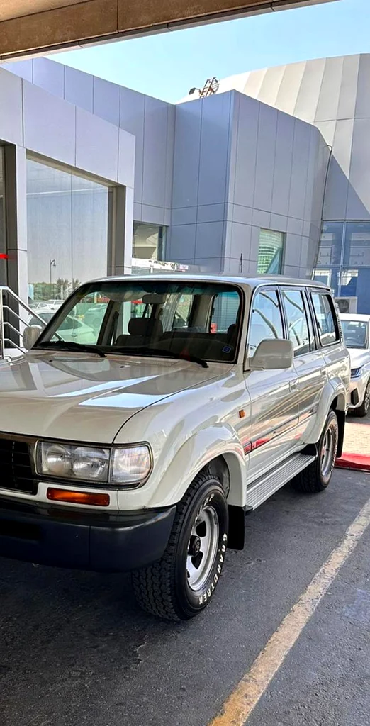 1997 Toyota Land Cruiser in excellent and special condition63159714988161112