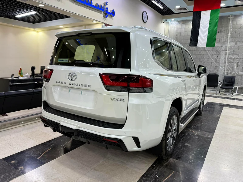 تويوتا لاند كروزر ستيشن - VXR 3.5 توربو مزدوج - جلد - موديل 2025 - ضمان الوكالة63158802127235114