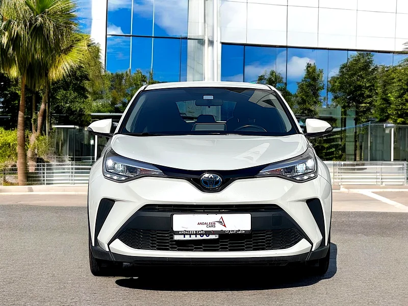 AED 1040 PM | TOYOTA C-HR GX 1.8 HYBRID | GCC | 0% DOWNPAYMENT |BUDGET FRIENDLY |WELL MAINTAINED63147208134529111