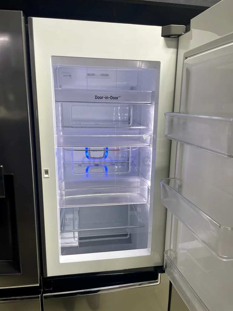 LG new model door in door refrigerator63200166935683113