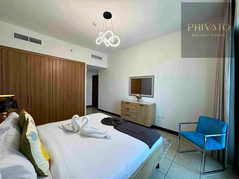 Bright and Spacious l Family SetUp Apartment with view of Palm Beach63817807217666111