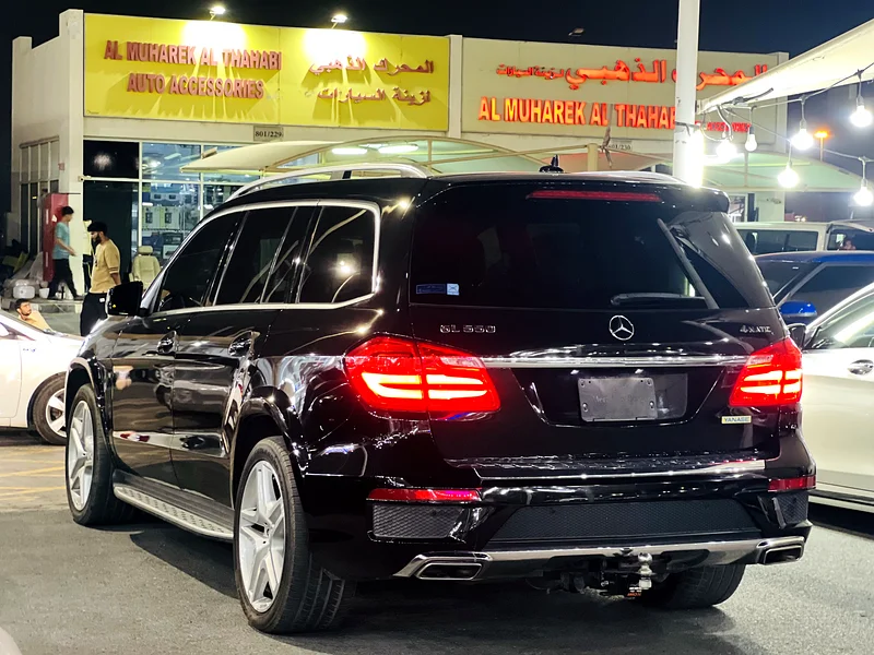 GL550_السنة 2013_الكيلومترات 91000_مواصفات يابانية_7 مقاعد_V8_سيارة عائلية_بلا حوادث63147212133890113