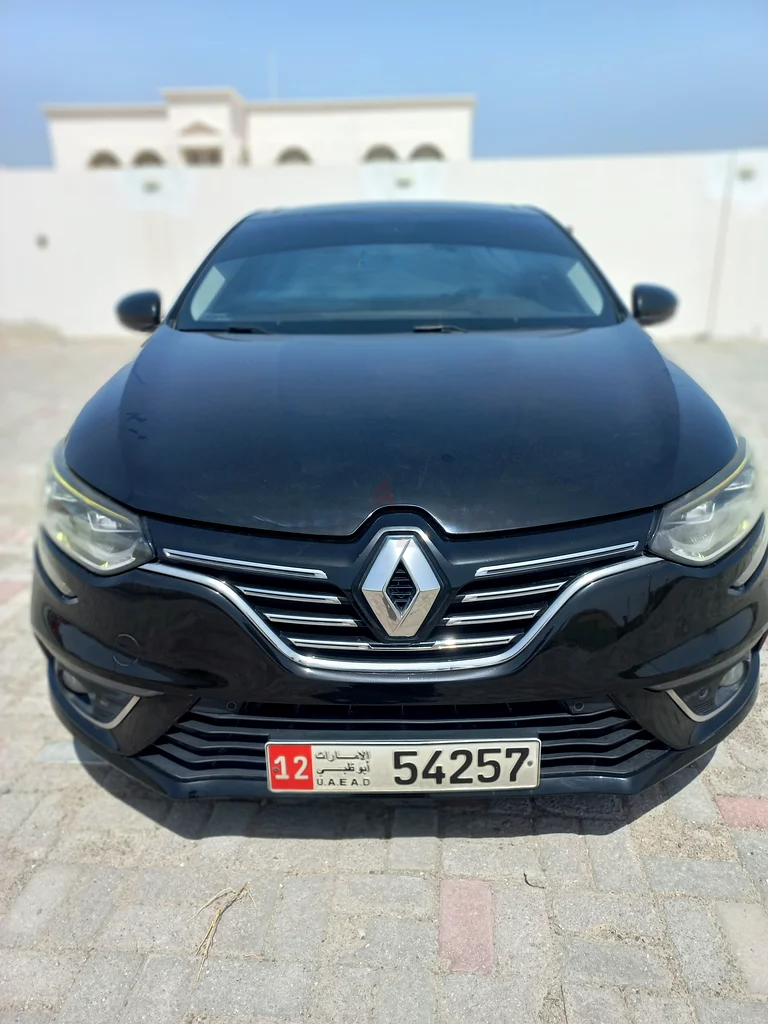 رينو 2018 للبيع بحالة ممتازه62931649954945114