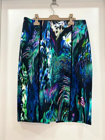 MARCCAIN skirt size M - L