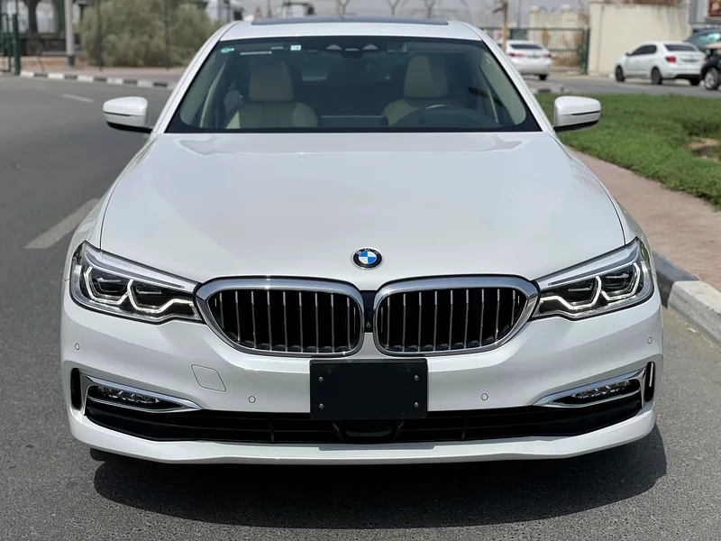 2018  -  BMW 530i  -  4.5 GRADE IMMACULATE CONDITION  -  BEIGE INTERIOR631601586648351116