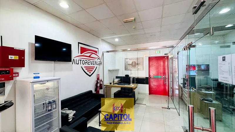DIRECT FROM OWNER / No 20% Govt Tax / Prime Location / Well Maintained / Prime Location / Fully Fitted in Al Quoz Industrial 463167562673921111