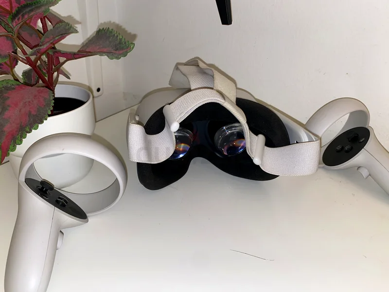 Oculus Quest 2 الواقع الافتراضي – مستخدم بشكل بسيط، 256 جيجابايت — بيع عاجل63264592608386113