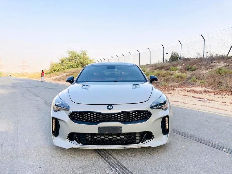 Kia stinger V6 GCC top option excellent condition63152289282179111