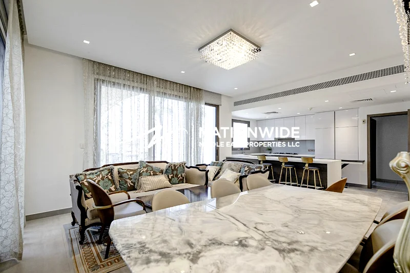 Vacant Now | Chic 4BR | Single Row |Serene Living63173135185667111