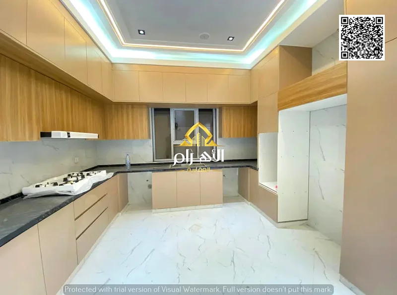 فيلا بسعر مخفض وبدون دفعة أولى، بالقرب من المسجد، إحدى الفيلات الفاخرة جداً في عجمان، بتصميم قصر، ديكور فاخر للغاية63903721862018113