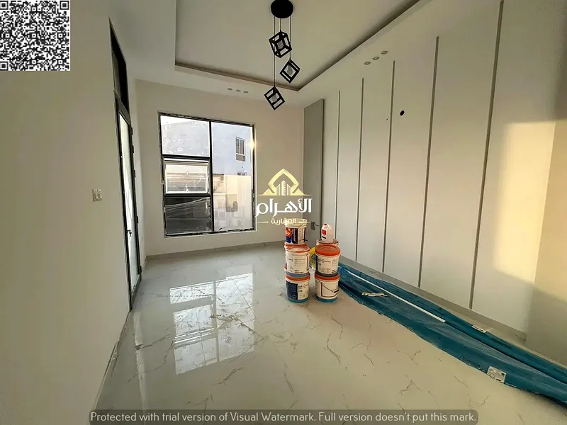فيلا فاخرة للبيع مكونة من 5 غرف نوم رئيسية مع خزائن مدمجة63249747561859114