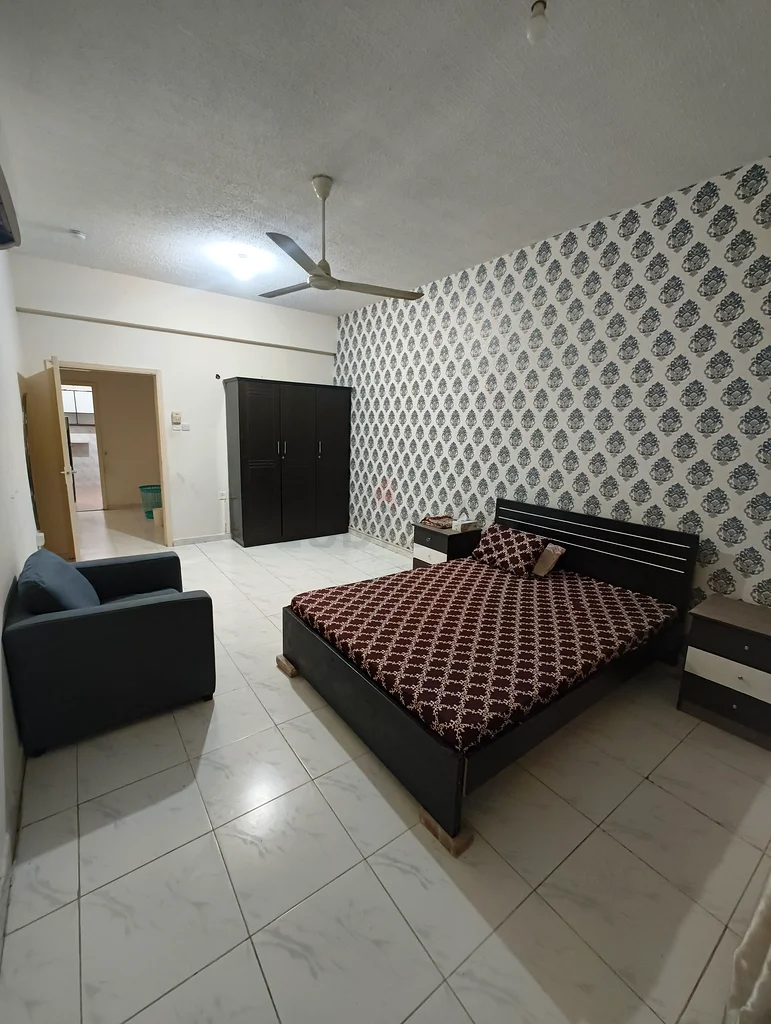 غرفة نوم رئيسية + شرفة في أبو شجرة – مطبخ مشترك غرفة الغسيل | 1,550 درهمًا إماراتيًا62935673799553116