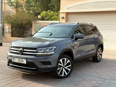 Volkswagen Taos SEL Grey Very Low Mileage 2022 In Excellent condition