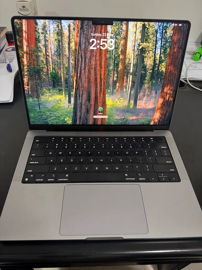 Apple MacBook m1 pro 2021 32 ram 512 hdd63255533562883113