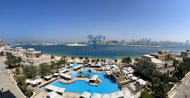 شقة فاخرة من 3 غرف نوم مع غرفة خادمة | إطلالة كاملة على البحر والمدينة63832117108611110