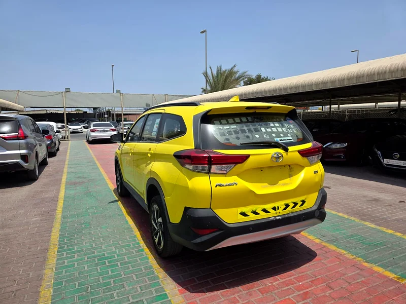 TOYOTA RUSH63148168771074113