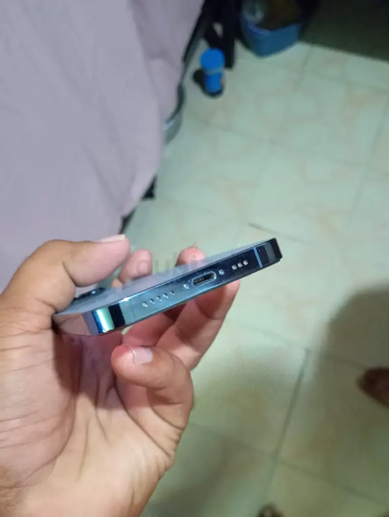 Apple iPhone - Impressive Condition - Great Price!1450