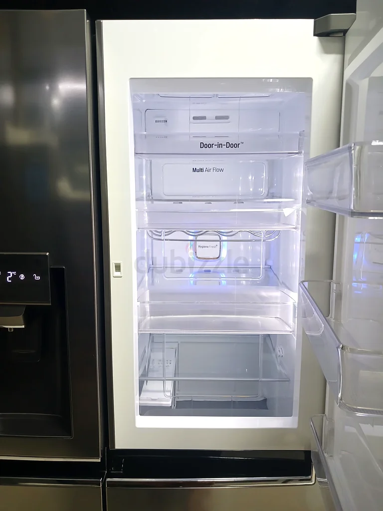 LG Digital Inverter Side-by-Side Refrigerator with water dispenser and ice maker very good condition63200166919171112