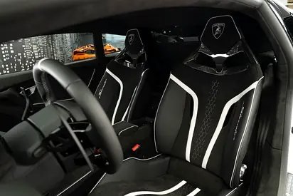 2023 Lamborghini HURACAN — миниатюра 11