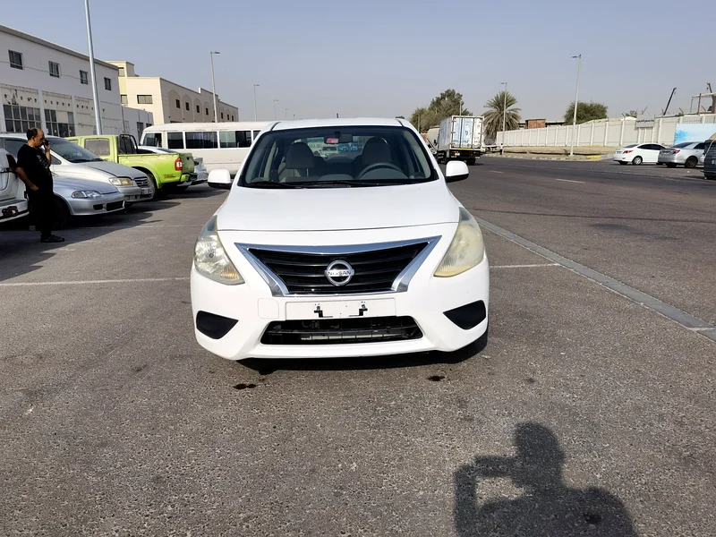 Nissan Sunny 1.5 SV GCC 201962931648140929112
