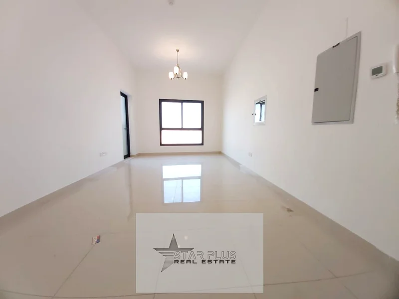 شقة واسعة جدًا بغرفتي نوم مع منطقة لعب للأطفال وصالة رياضية وحمام سباحة وموقف سيارات جاهزة للانتقال63730054663811111