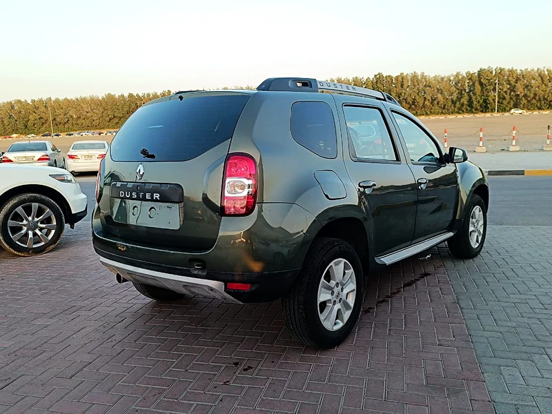Renault Duster Gulf 201562934684208642114