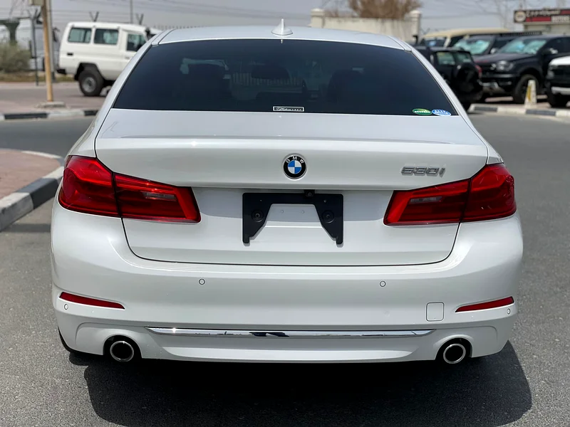 2018  -  BMW 530i  -  4.5 GRADE IMMACULATE CONDITION  -  BEIGE INTERIOR63160158664835114
