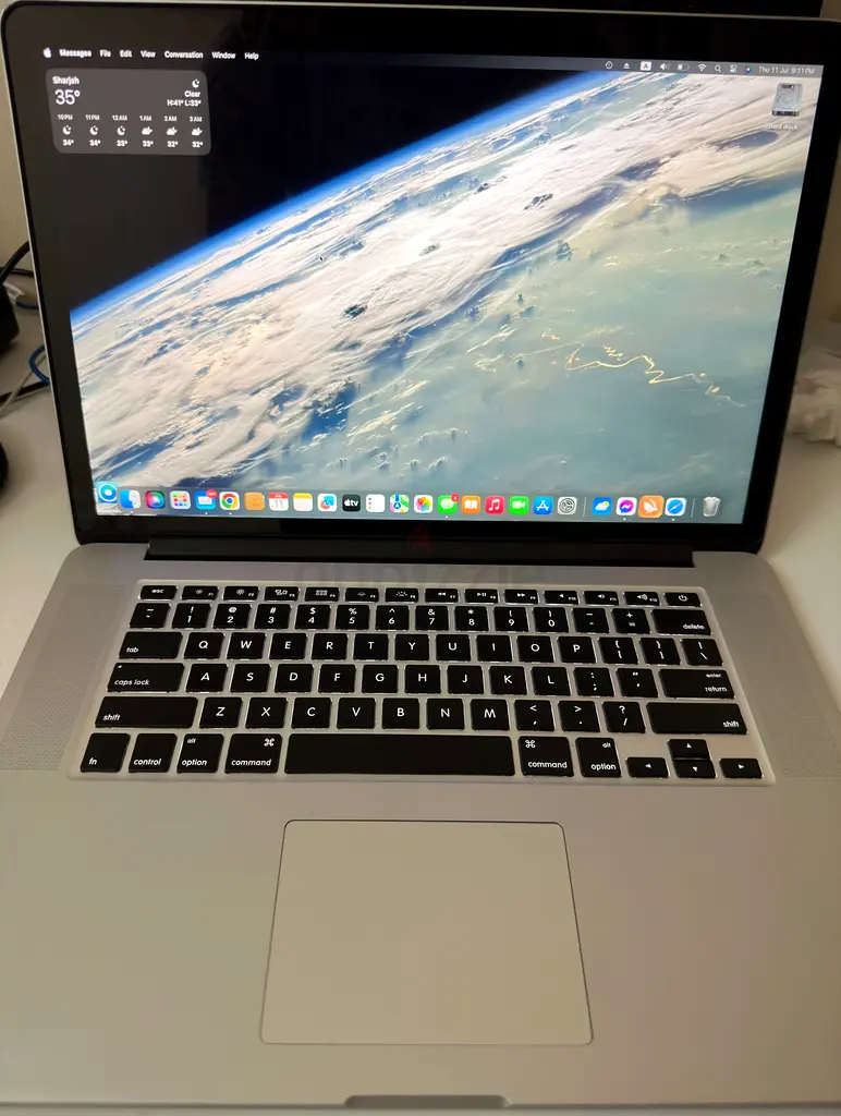 Mac book pro  201463256077534978111
