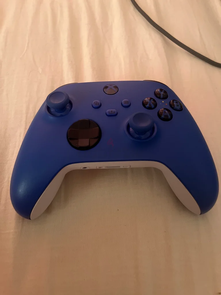 وحدة تحكم معطلة لجهاز إكس بوكس سيريز إكس|إس63229306339713110