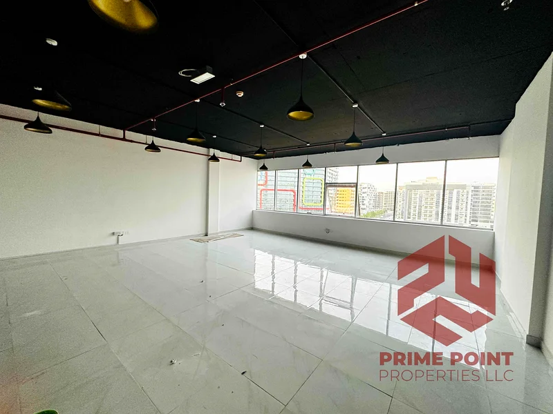 Fully Fitted Office with 3 Partitions | Private Washroom & Pantry | Open View631966191416351128