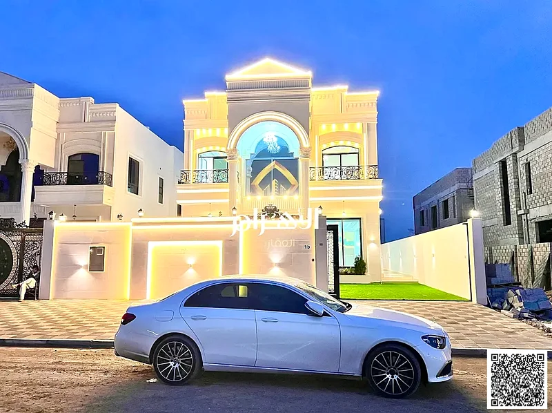 فيلا فاخرة بنهاية كلاسيكية للبيع، 5 غرف، مساحة كبيرة، السعر يشمل رسوم التسجيل ورسوم الملكية، ضمان لمدة 25 سنة على الفيلا63903721911938110