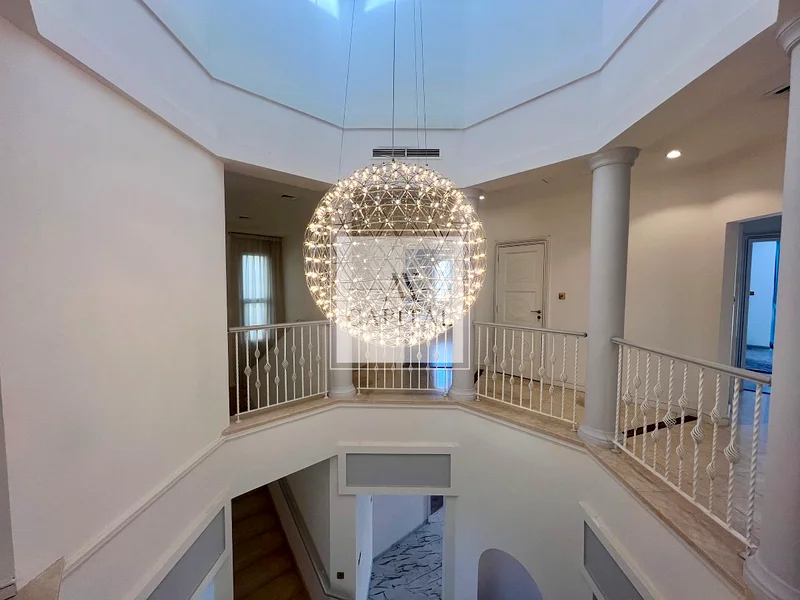 Bills Included | Royal Atlantis View | Modern63654982555778114