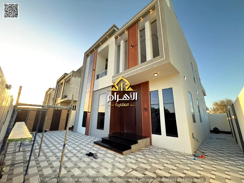 فيلا حديثة للبيع، تشمل رسوم التسجيل، بالقرب من المسجد والخدمات، مع منطقة جلوس في الفناء، بدون دفعة مقدمة،63892909163395111