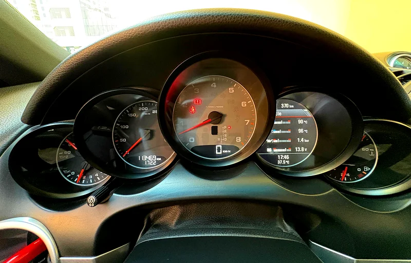 Low mileage Porsche Cayenne S 4.8 L v8 GCC, No Accidents, Service history63150947477378113