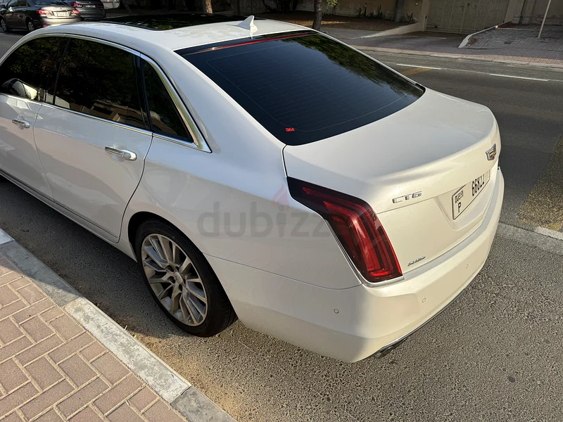 Cadilac CT663175261038594114